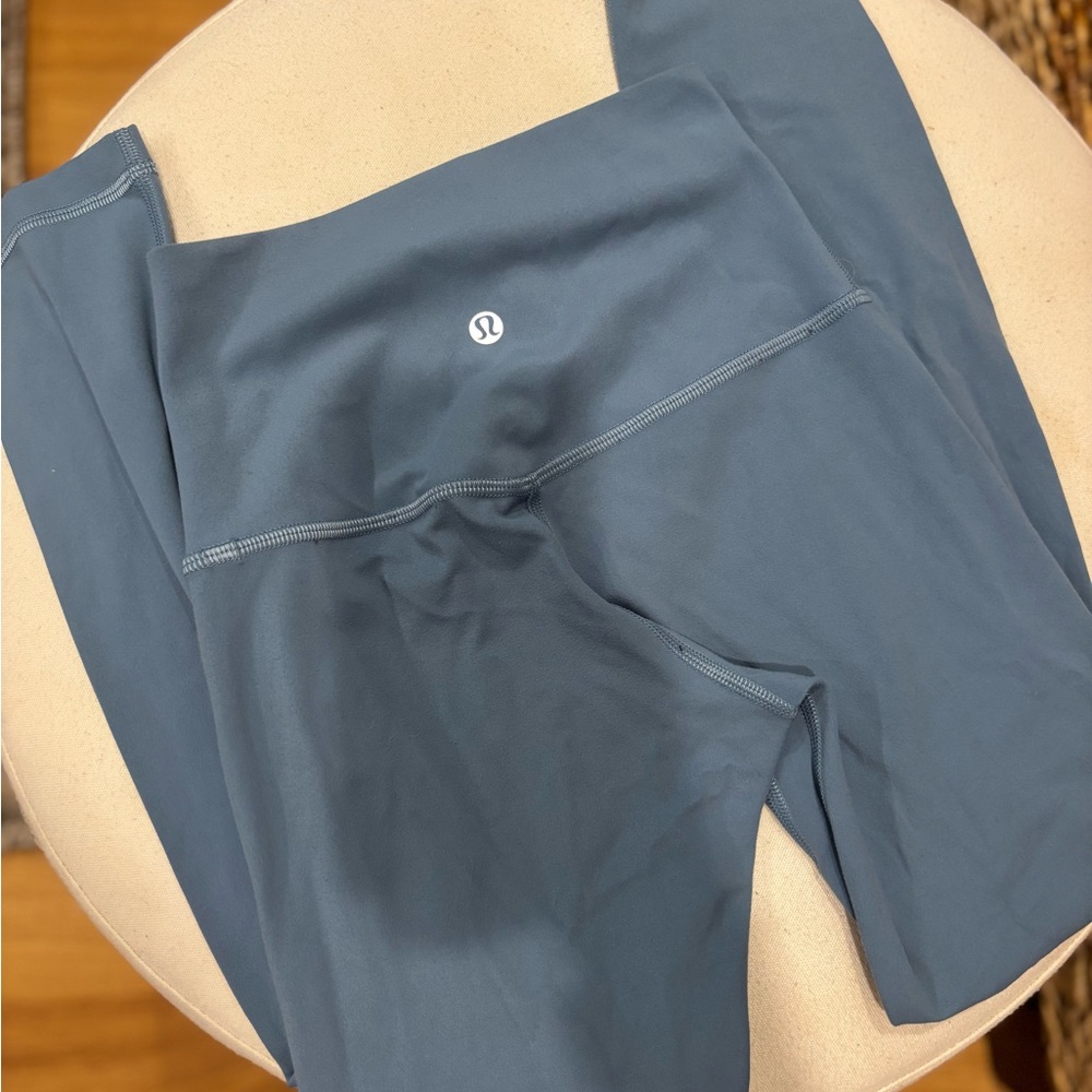 Lululemon 3/4 Blue Leggings